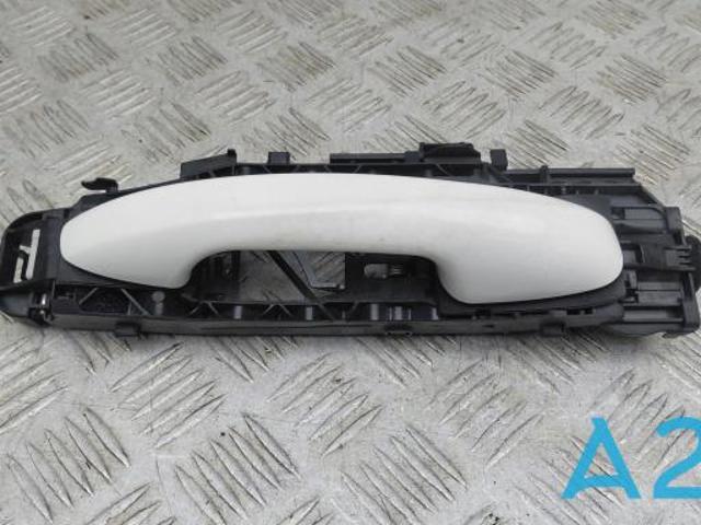 Ручка двери передней наружная правая A09976016599149 MERCEDES