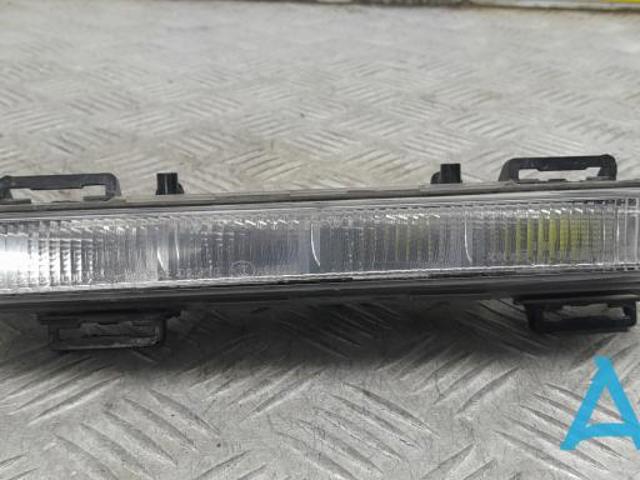 Фара дневного света, левая A0999068101 MERCEDES