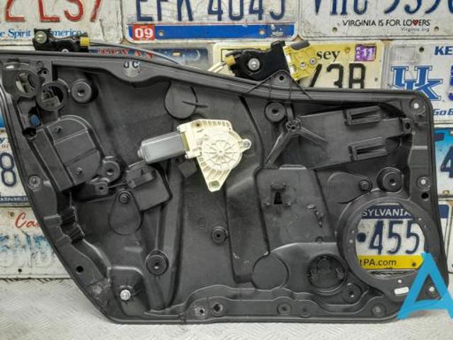 Стеклоподъемник передней двери A1177200179 MERCEDES