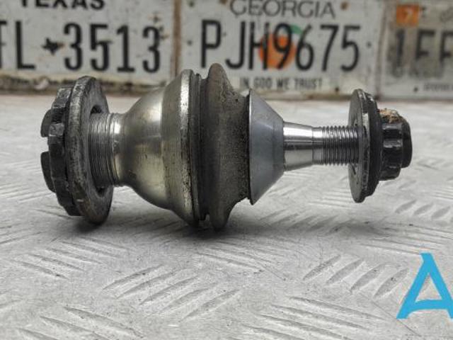 Шаровая опора, нижняя A1663300235 MERCEDES