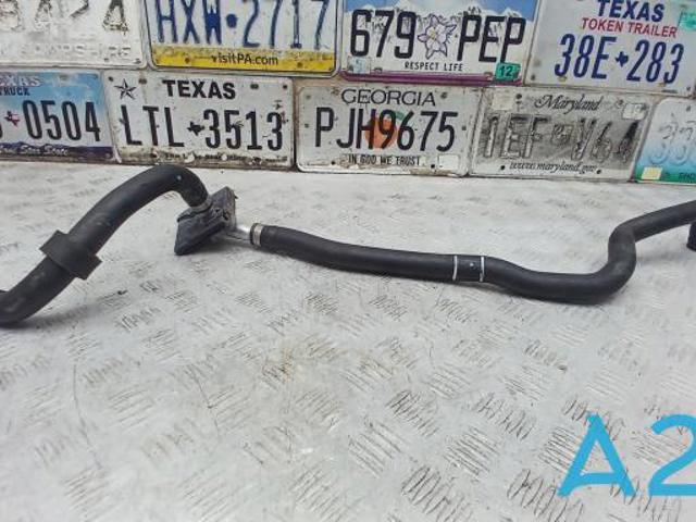 Патрубок системи охолодження A1668300696 MERCEDES