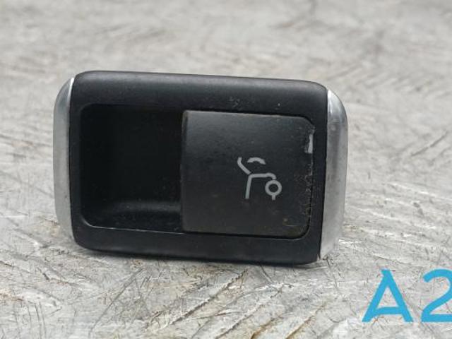 A1668707610 MERCEDES Кнопка салона привода крышки багажника (двери 3/5-й (ляды) купить в Хмельницкий