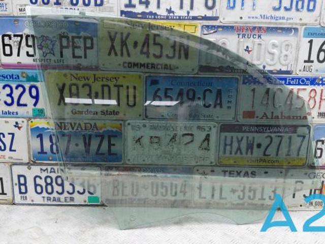 Стекло двери передней правой A1677258800 MERCEDES