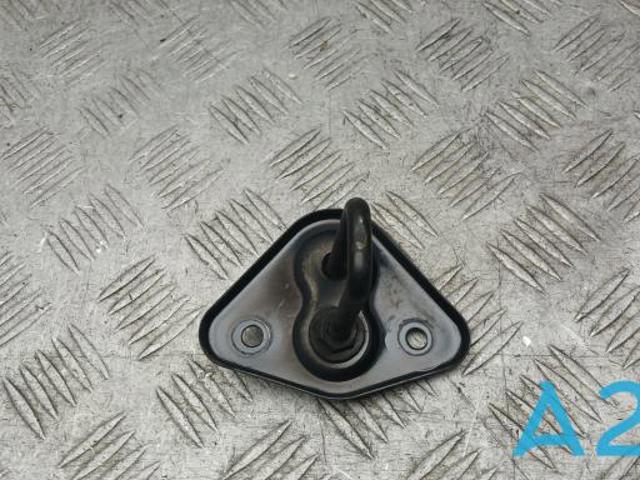 Запор капота (замок и привод замка капота) A2048800460 MERCEDES