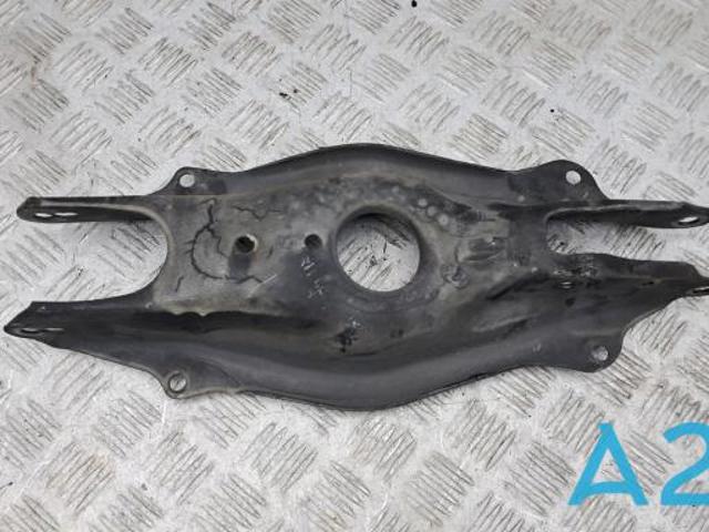 Рычаги задней подвески A2053522000 MERCEDES