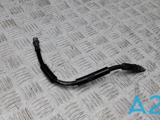 Гибкая тормозная трубка передняя A2054200248 MERCEDES