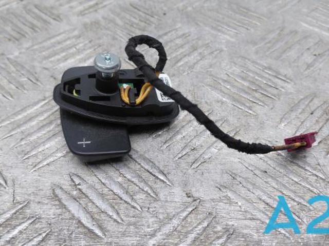 MERCEDES A2185400662 Блок кнопочных переключателей рулевого колеса в наличии Ужгород