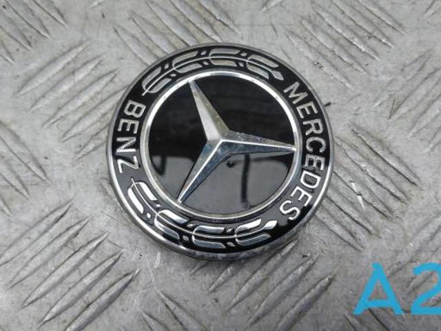 Колпак колесного диска A22240021009040 MERCEDES