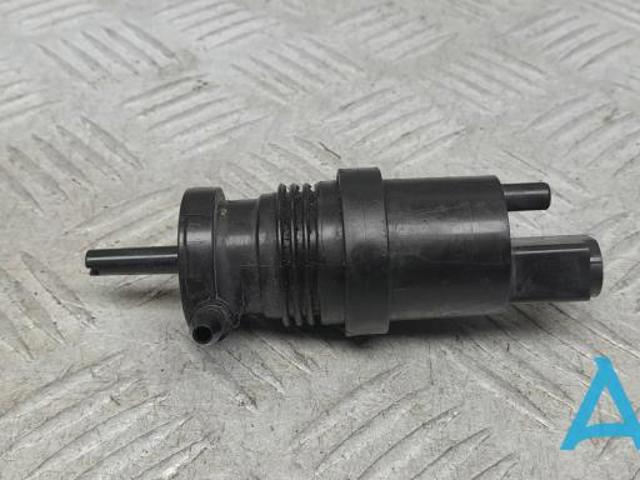 Электропомпа омывателя переднего стекла A2318660121 MERCEDES