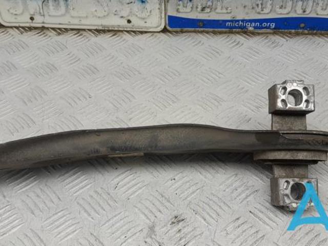 Рычаг/тяга задней подвески продольный нижний, правый A2423500400 MERCEDES