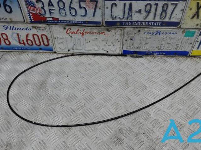 Трос замка капота A2468800059 MERCEDES