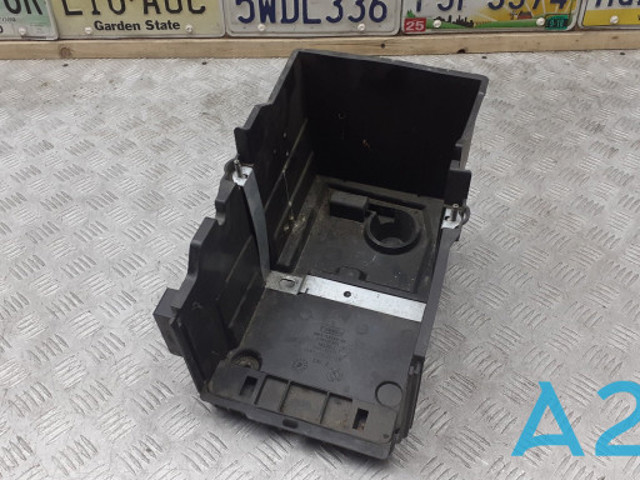 Поддон АКБ AM5Z10732A FORD