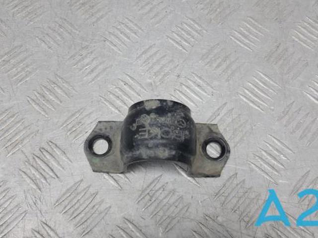 Кронштейн крепления переднего стабилизатора BCKE34155 MAZDA