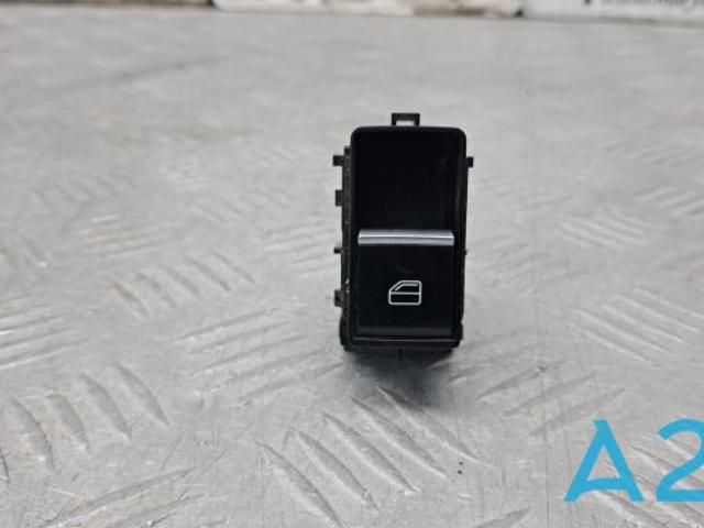 BDGF66370 MAZDA Кнопка подъемника заднего стекла купить в Чернигов