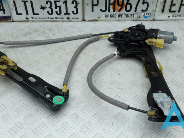 Стеклоподъемник передней двери DS7Z5423209D FORD