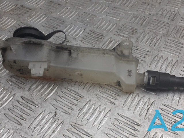  Расширительный бачок DS7Z8A080A FORD