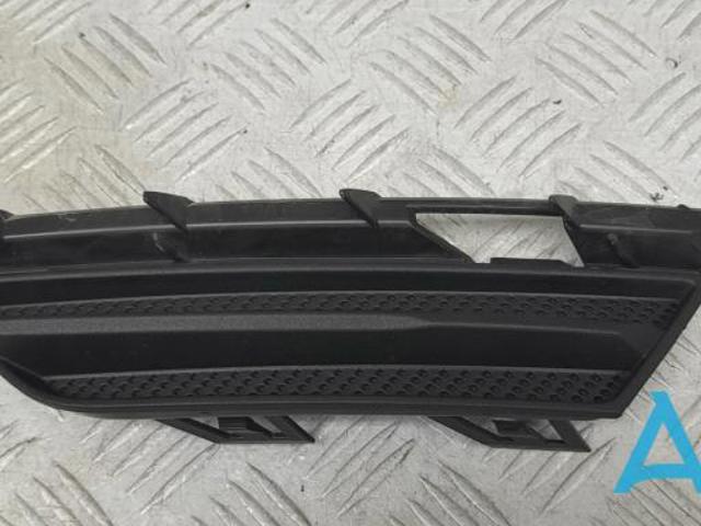 Решетка бампера переднего левая EJ7Z17E811AA FORD