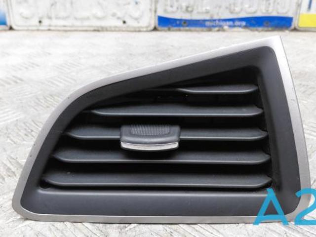 Решетка воздуховода правая EM2Z19893AB FORD