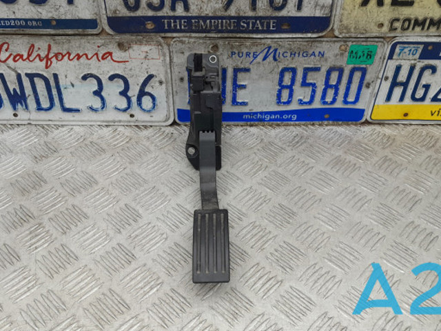 Педали газа EV6Z9F836A FORD