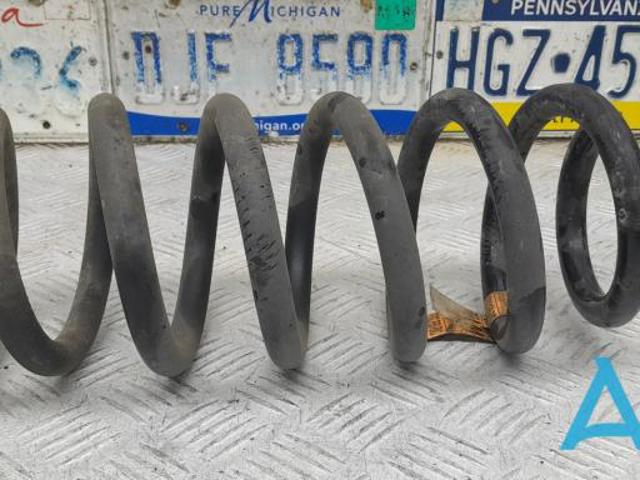 F2GZ5560B Пружина задняя купить Ирпень