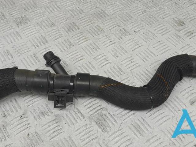 Патрубок системы охлаждения F2GZ8260C FORD