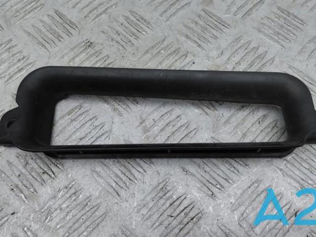 F2GZ9C675A FORD Воздухозаборник воздушного фильтра купить в Черновцы