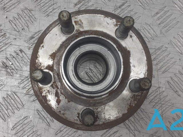 Ступица переднего колеса FR3Z1104A FORD