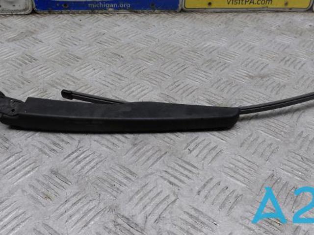 FT4Z17526A FORD Рычаг-поводок стеклоочистителя заднего стекла купить в Каменское