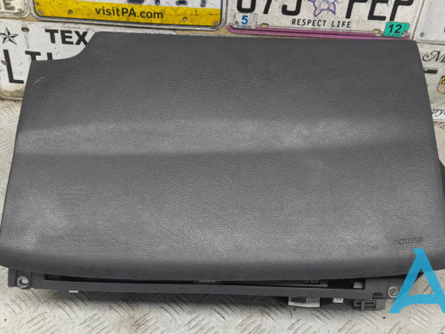 FT4Z5806010BF Ящик перчаточный (бардачок) купить Одесса