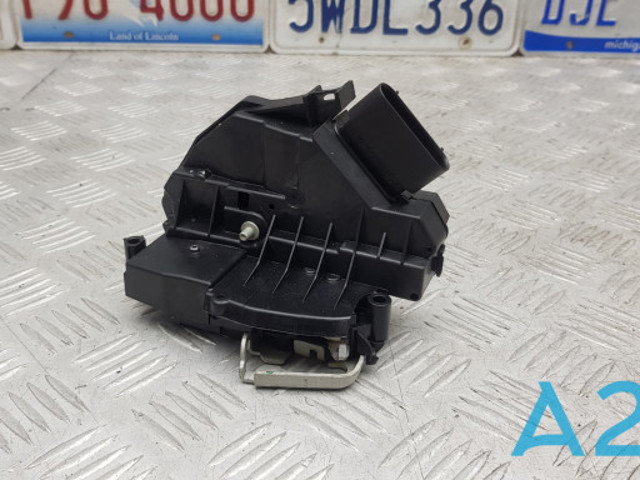 Дверной замок передний правый FT4Z5821812D FORD