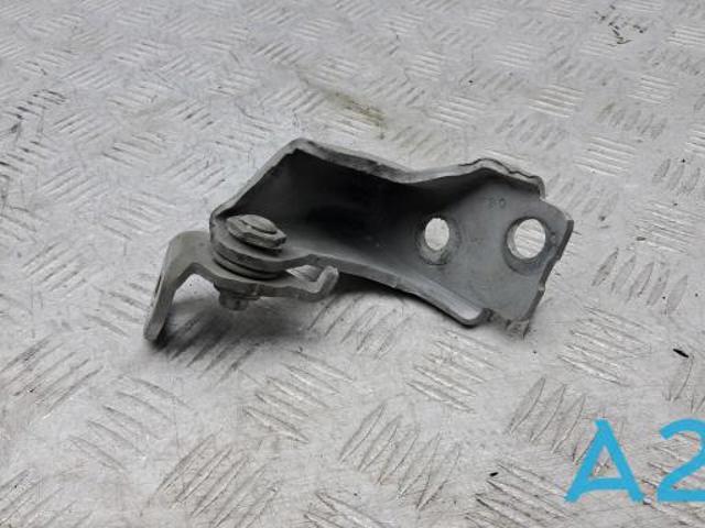 Петля передней двери левая FT4Z5822811B FORD