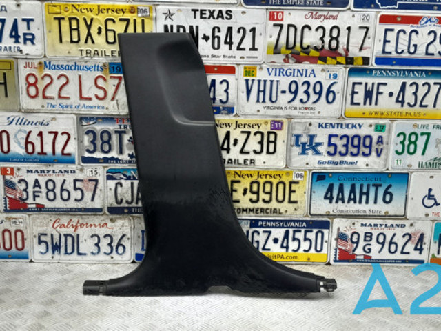 Обшивка стойки кузова внутренняя, средняя нижняя левая FT4Z5824347BA FORD
