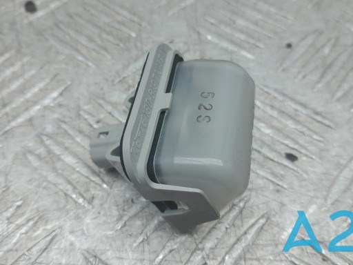 Фонарь освещения номерного знака GJ6A51270C MAZDA