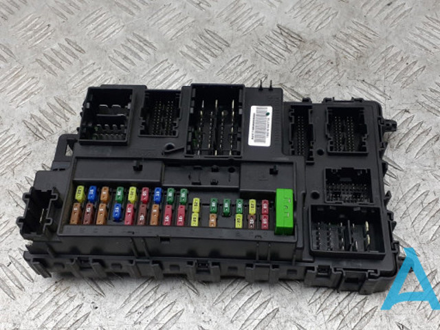 FORD GU5Z15604H Блок предохранителей в наличии Харьков