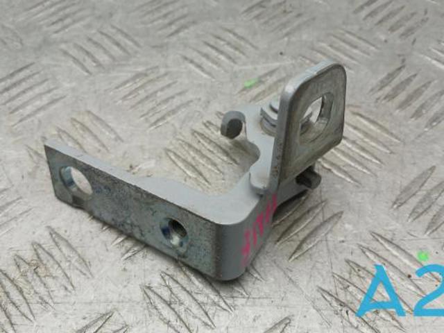 Петля двери задней правой H1BZ5826810A FORD