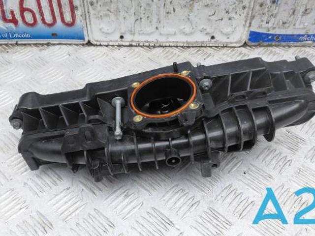 Впускной коллектор JDE40180 JAGUAR