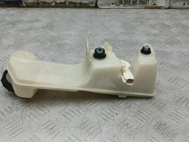 Бачок главного тормозного цилиндра (тормозной жидкости) JX6Z2L210D FORD