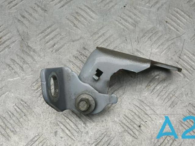 Петля двери передней правой JX7Z5822810A FORD