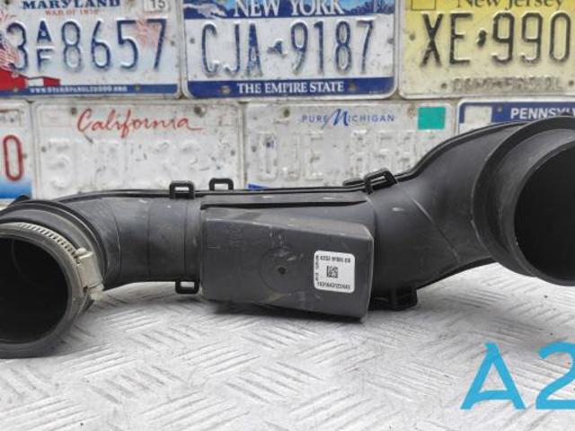 Патрубок воздушный, вход в турбину (наддув) K2GZ9B659H FORD