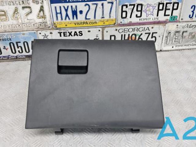 MAZDA KB7W64030A02 Ящик перчаточный (бардачок) в наличии Хмельницкий