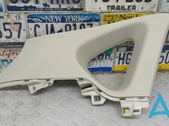 Обшивка стойки кузова внутренняя, задняя левая KB7W68260B75 MAZDA