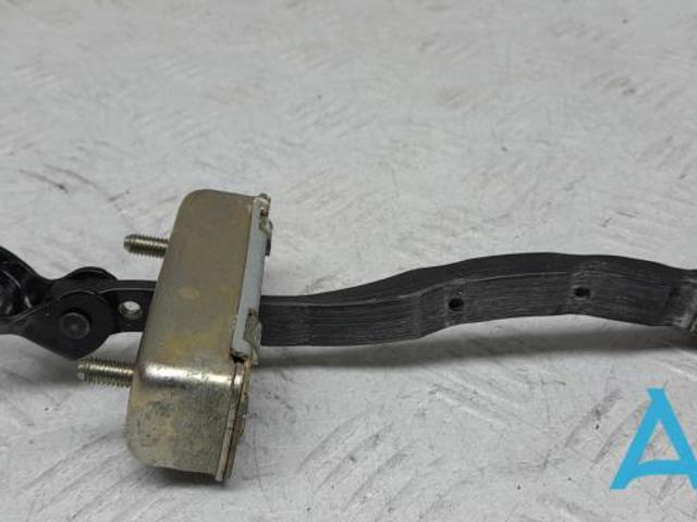 Ограничитель двери, задний KB7W72270A MAZDA