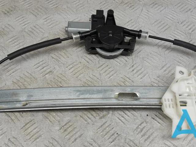  Механизм стеклоподъемника правой задней двери KB7W72590 MAZDA