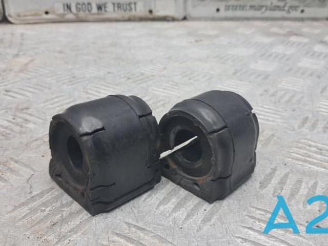 Опора стабилизатора KD3128156D MAZDA
