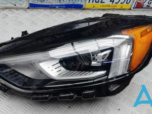 Фара передняя правая KT4Z13008D FORD