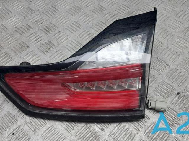 Фара задняя правая внутренняя KT4Z13404E FORD
