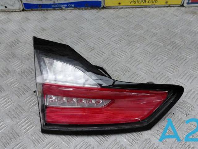 Задняя левая внутренняя фара KT4Z13405E FORD