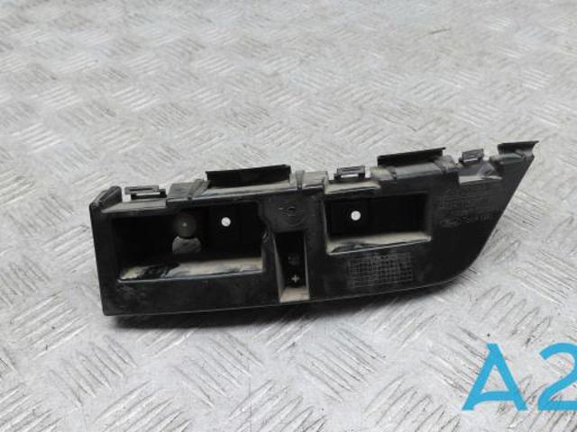 Правый кронштейн заднего бампера KT4Z17D942A FORD
