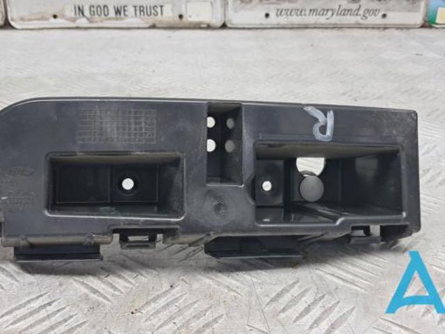 KT4Z17D942A FORD Кронштейн бампера заднего правый купить в Чернигов