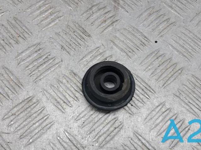 Подушка радиаотра нижняя L1MZ8124A FORD
